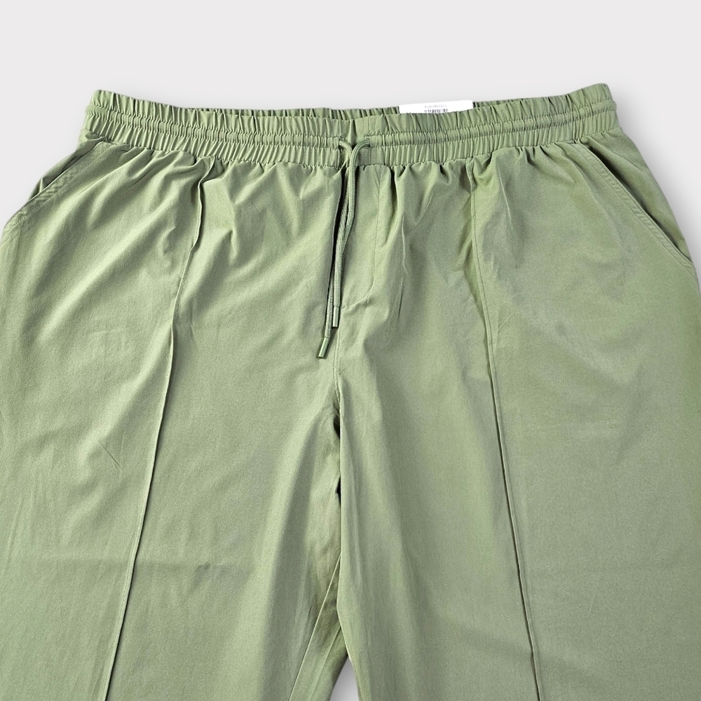 On 34th Plus Size Drawstring Commuter Pants in Olivine - Picture 4 of 12